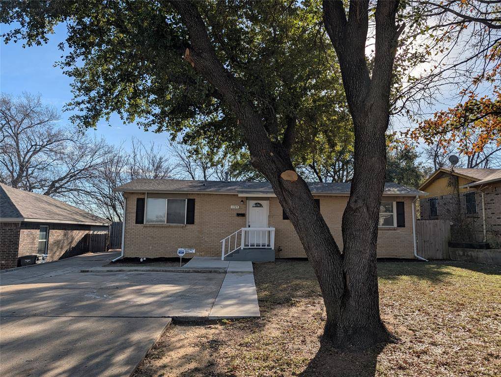 Fort Worth, TX 76112,1725 Bunch Drive