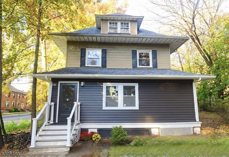 East Orange City, NJ 07018,32 Elmwood Ave #2