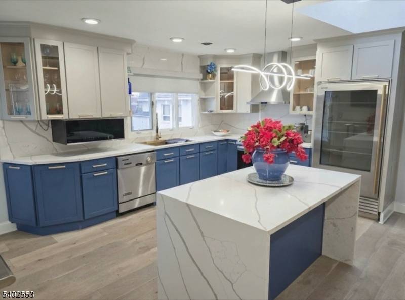 Union Twp., NJ 07083,787 Liberty Ave