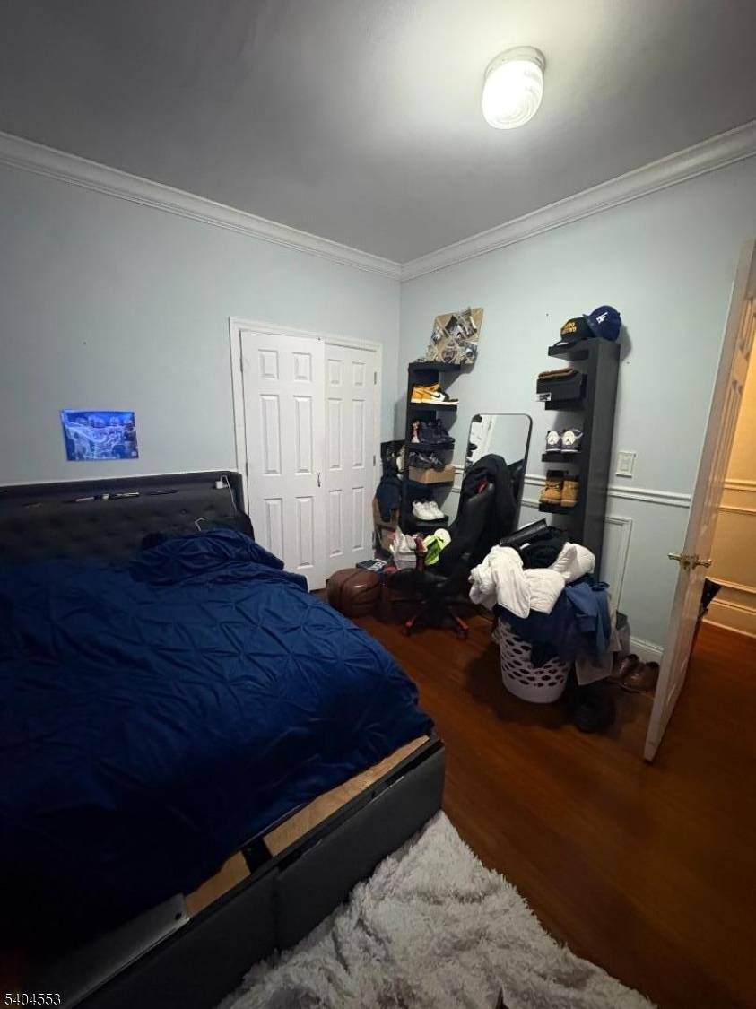 Linden City, NJ 07036,109 Penn Pl #1