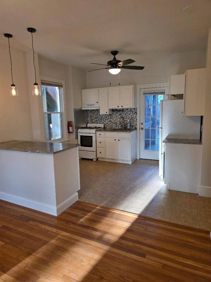 Morristown Town, NJ 07960,371/2 James St