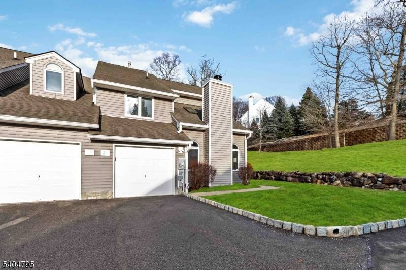 West Orange Twp., NJ 07052,27 Bayowski Rd