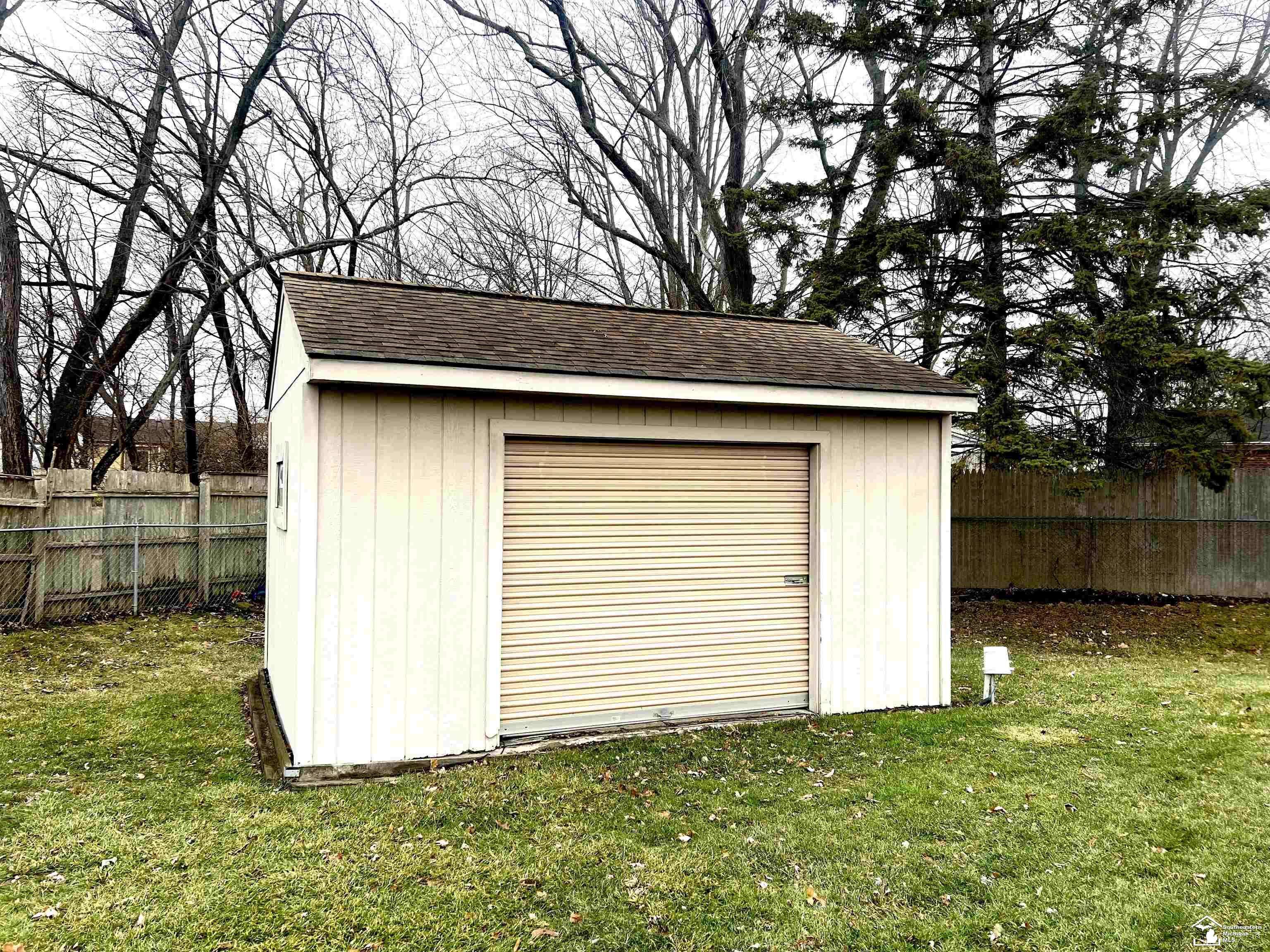 Brownstown, MI 48183,28225 Red Cedar CT