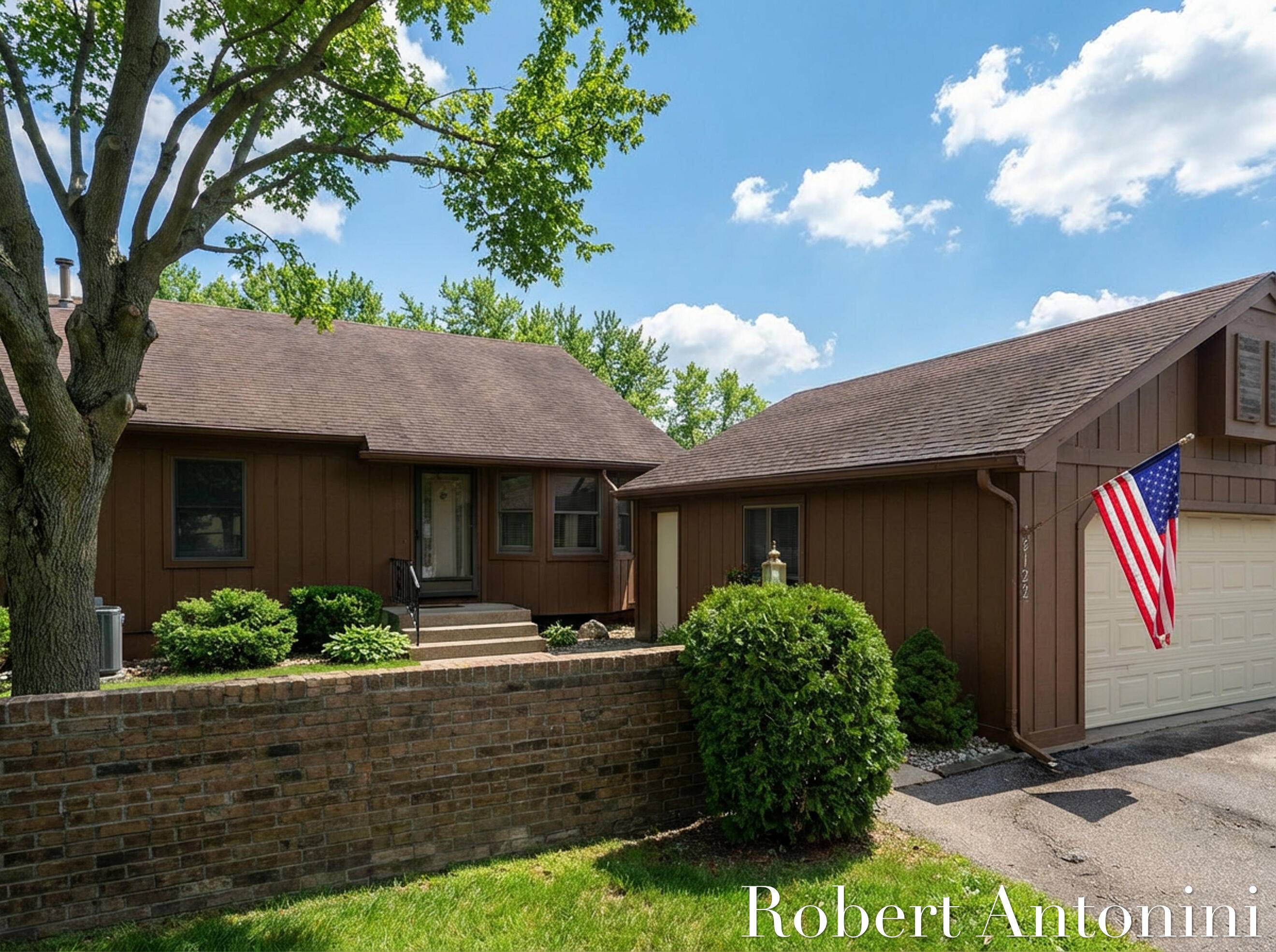 Grand Rapids, MI 49512,3128 Old Kent RD SE