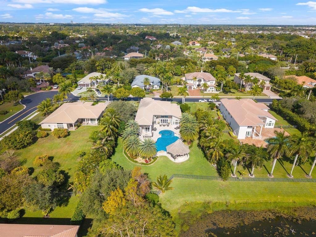 Davie, FL 33330,11382 Redberry Drive