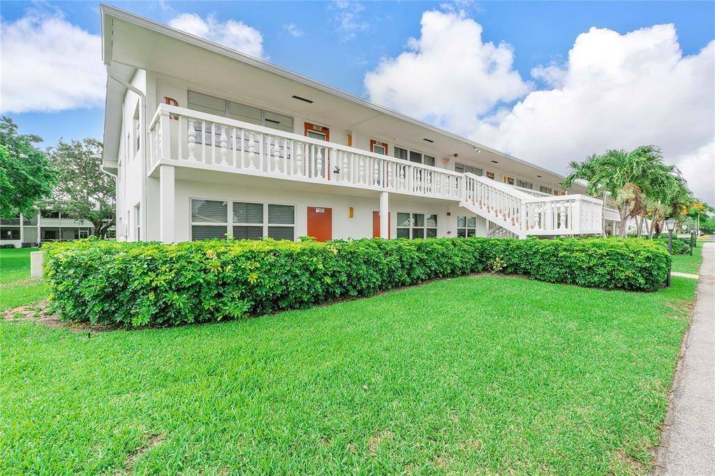 Deerfield Beach, FL 33442,373 Tilford R #373