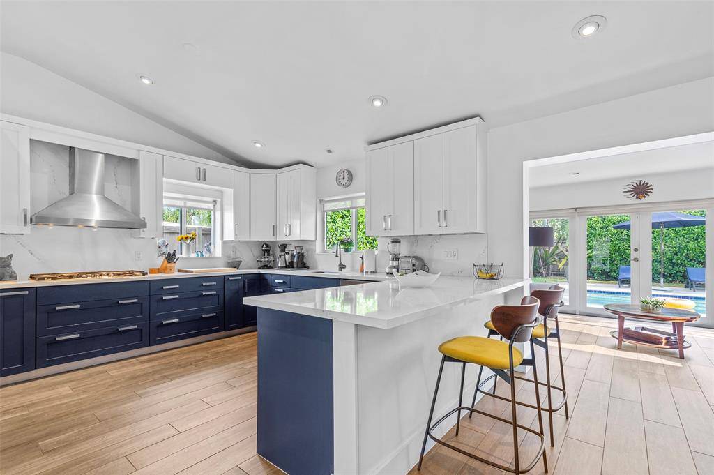 Fort Lauderdale, FL 33305,1915 NE 18th St