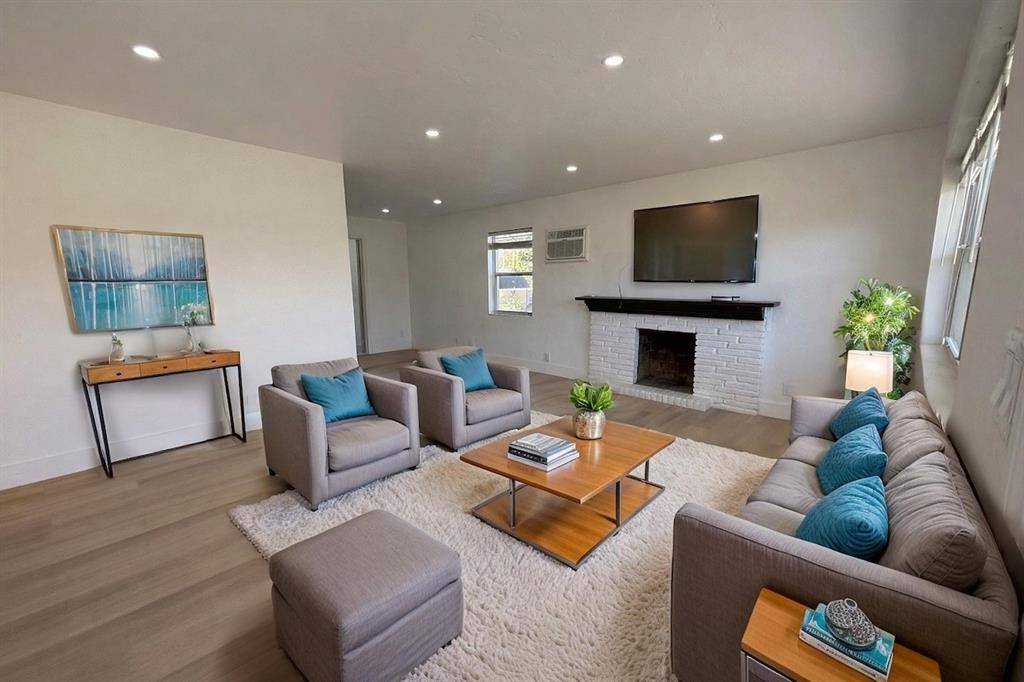 West Palm Beach, FL 33409,2000 Seminole Blvd