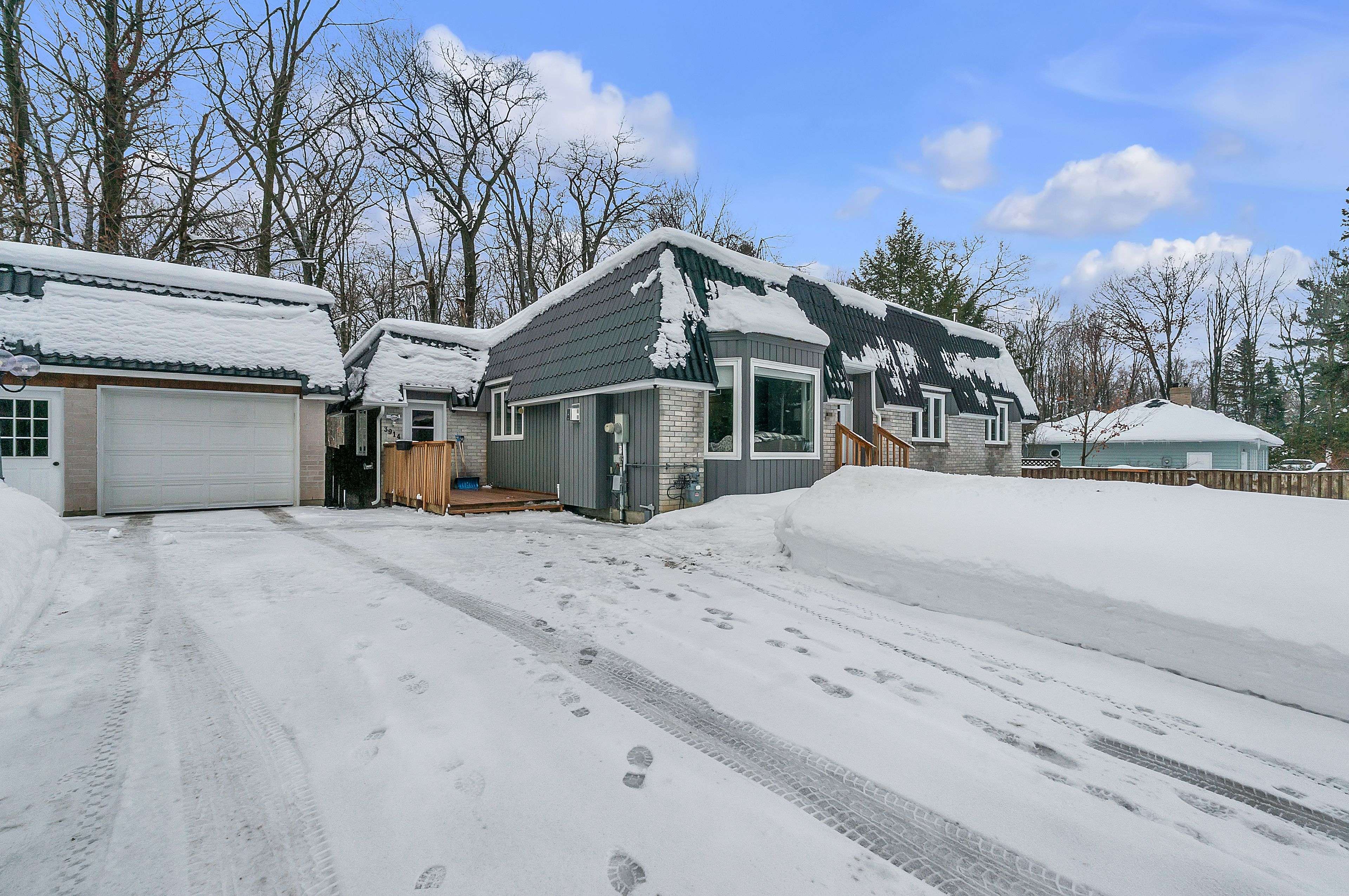 Innisfil, ON L9S 2L6,3914 ROSEMARY LN W