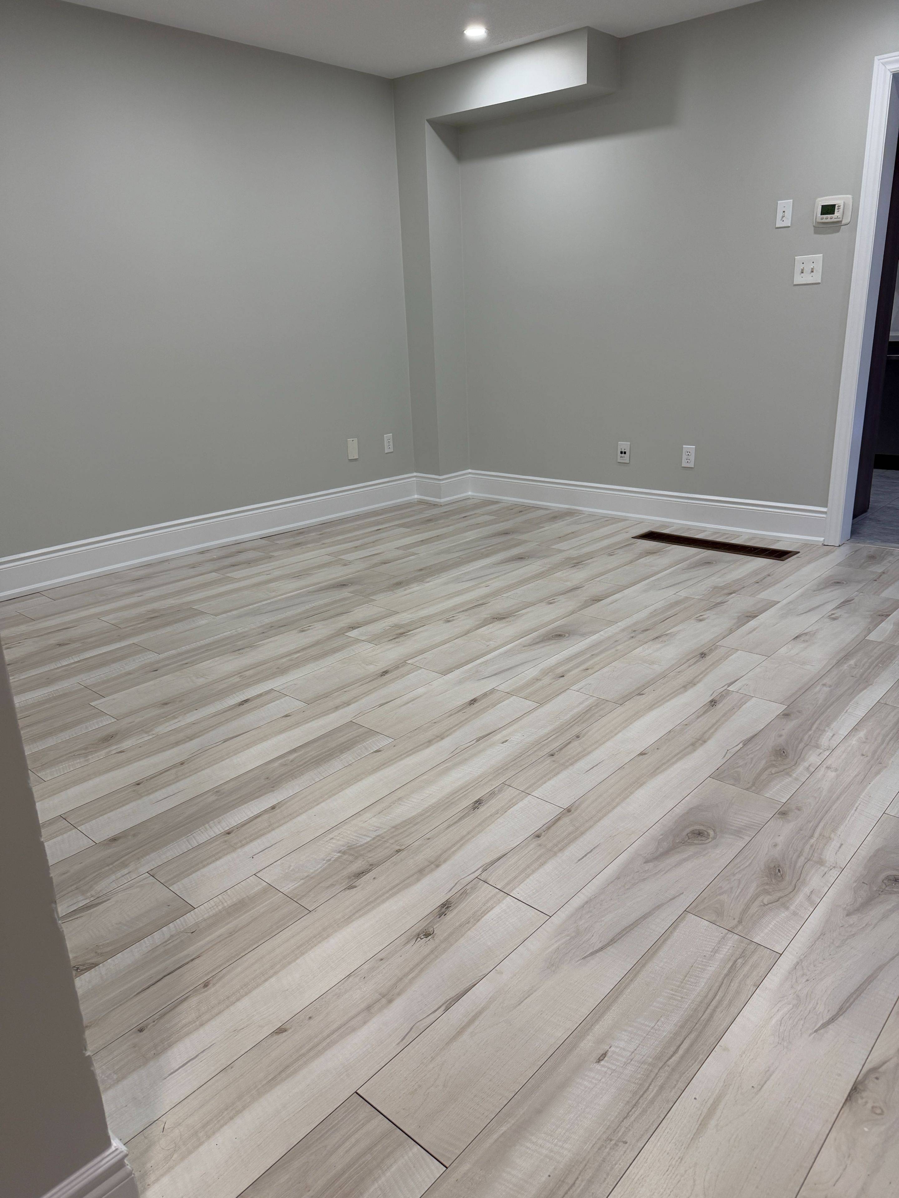 Brampton, ON L7A 3A2,6 Studebaker TRL