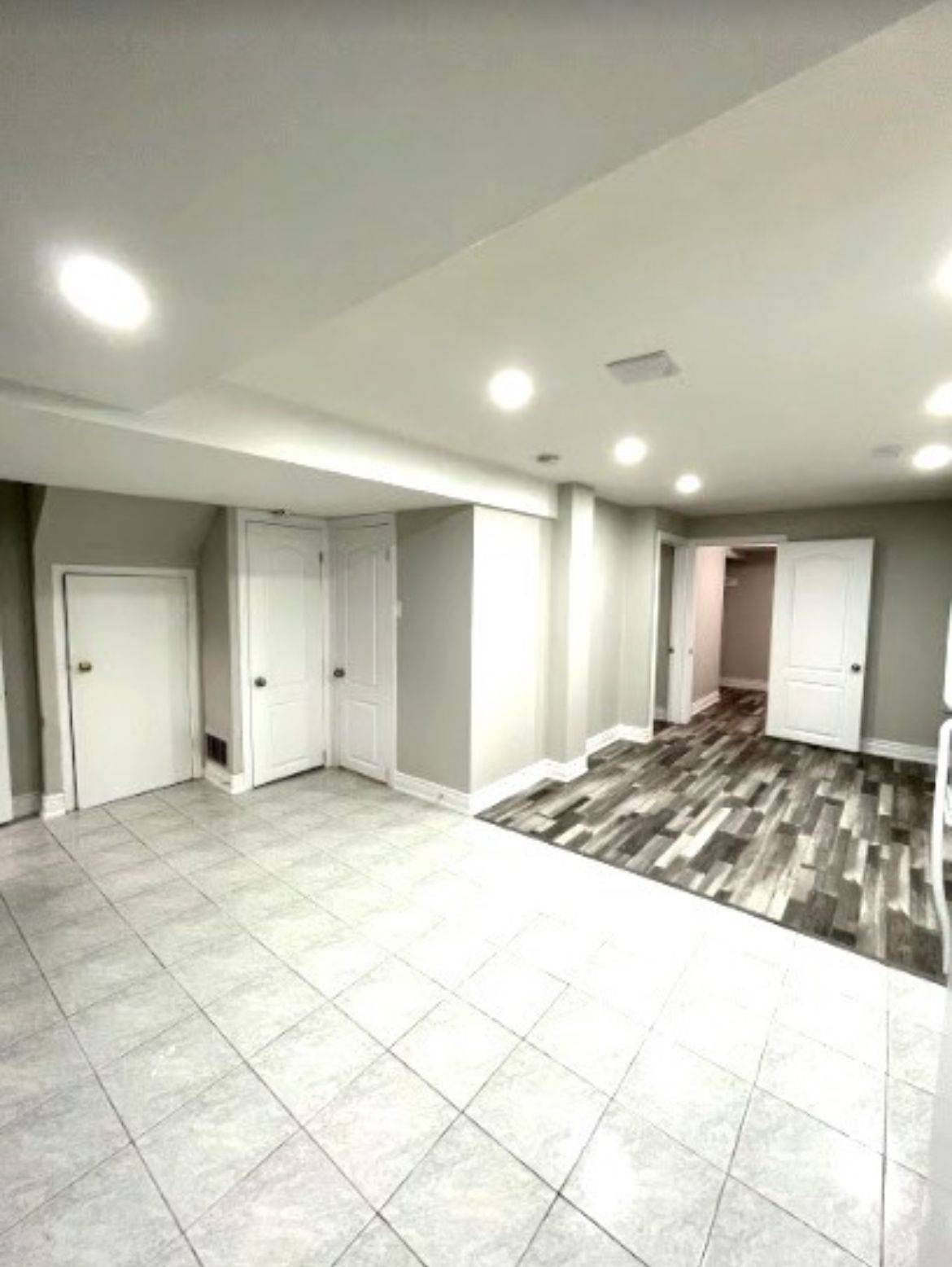 Brampton, ON L6Y 4K8,88 Hudson DR #LOWER