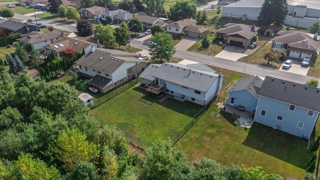 Niagara Falls, ON L2G 7M8,3641 Rapids View DR