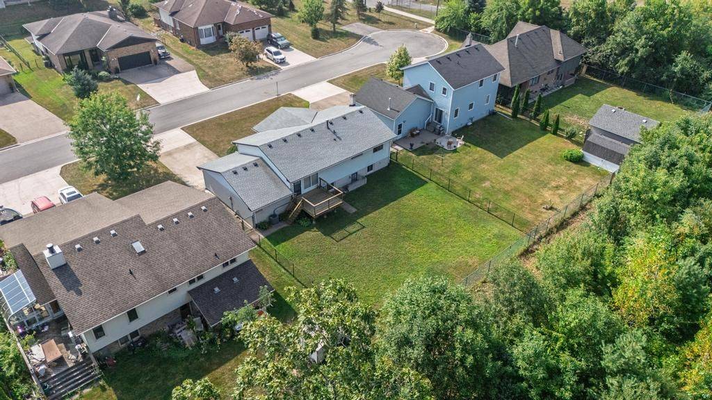 Niagara Falls, ON L2G 7M8,3641 Rapids View DR