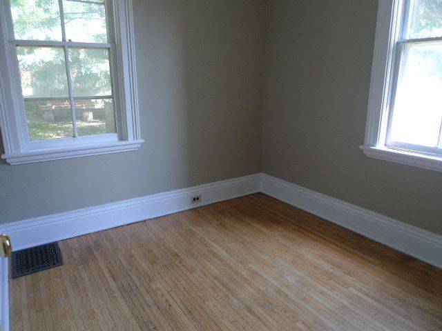 London East, ON N6A 1W3,202 SYDENHAM ST