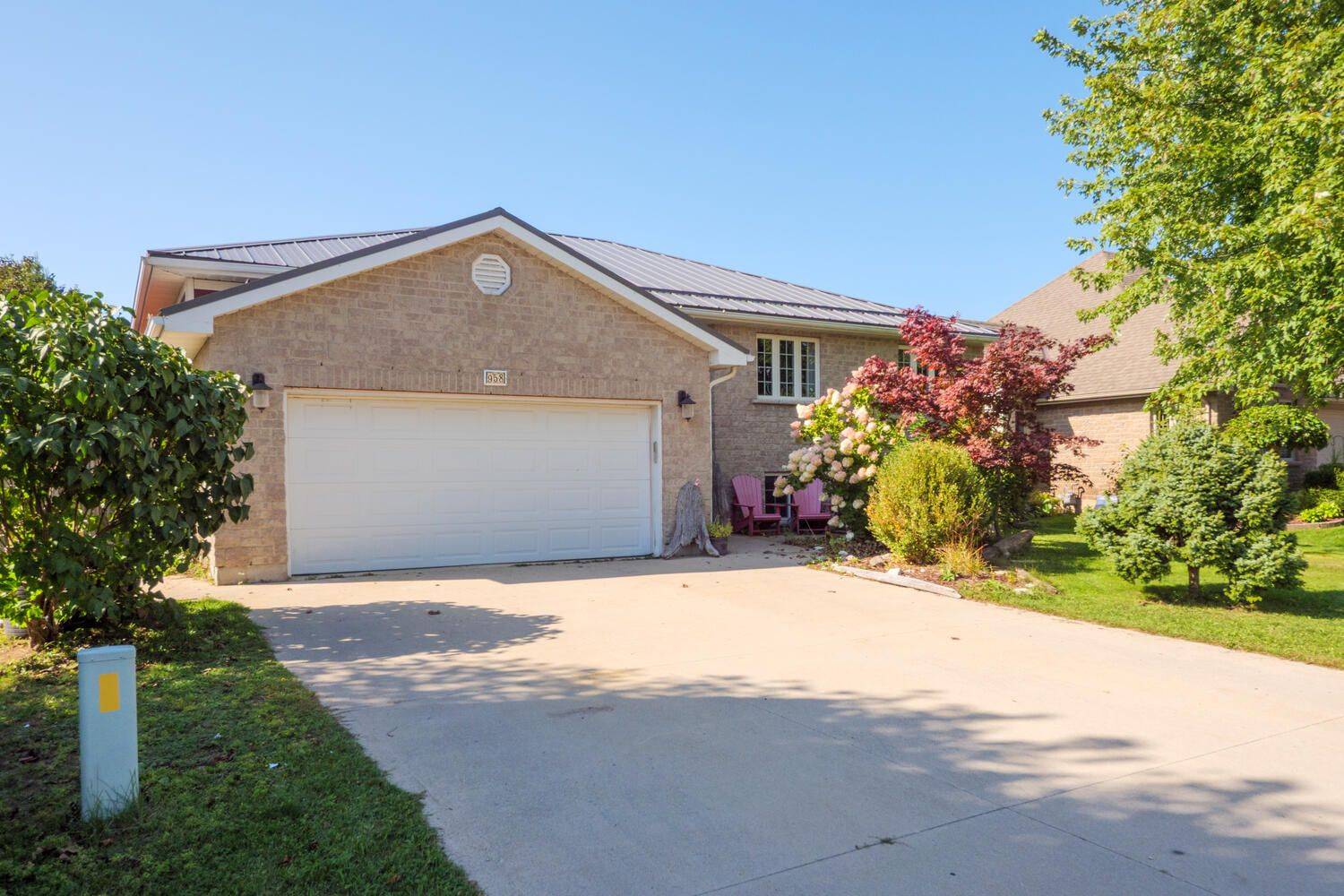 Saugeen Shores, ON N0H 2C2,958 Highland ST
