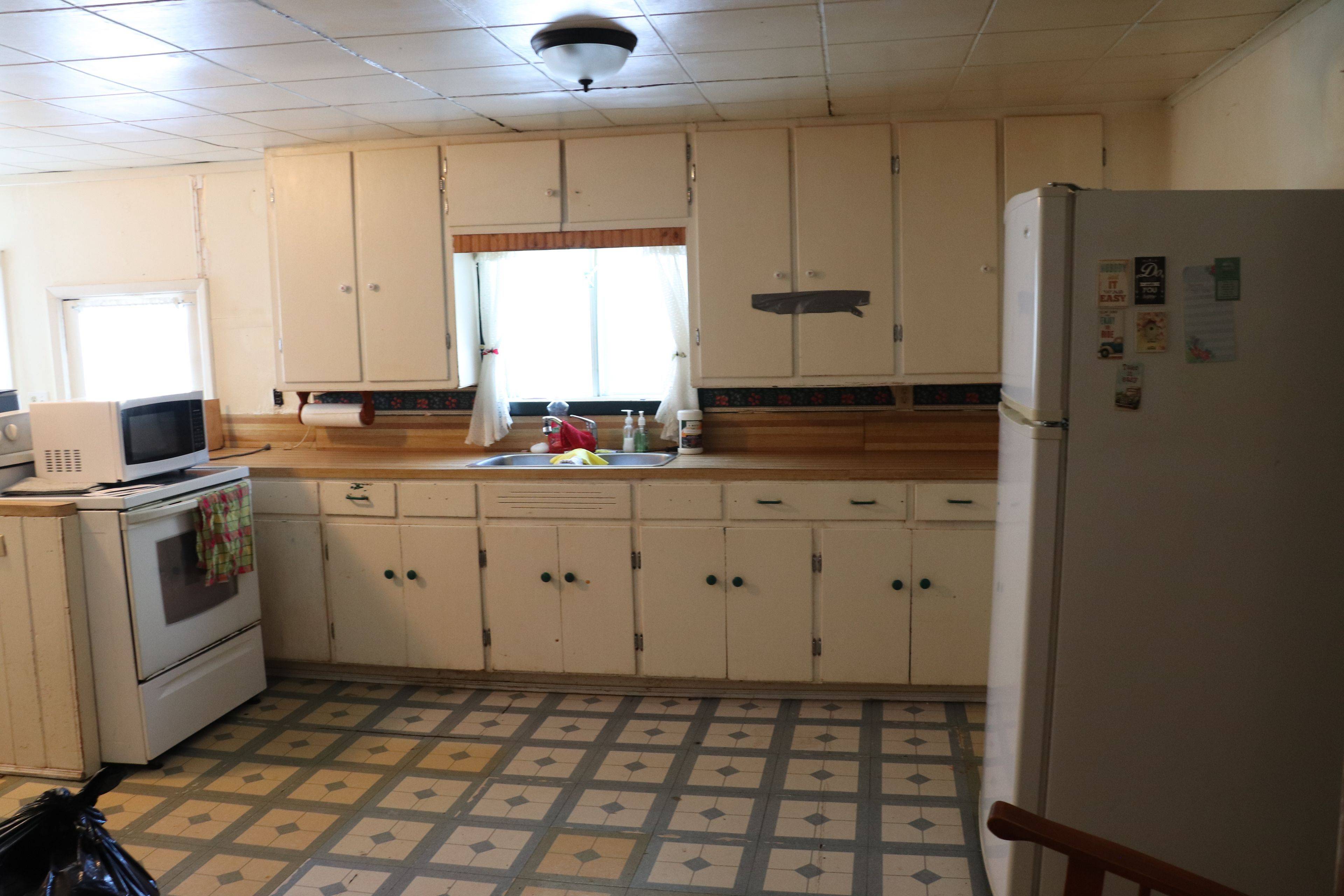 Gravenhurst, ON P1P 1E4,430 Farquhar ST