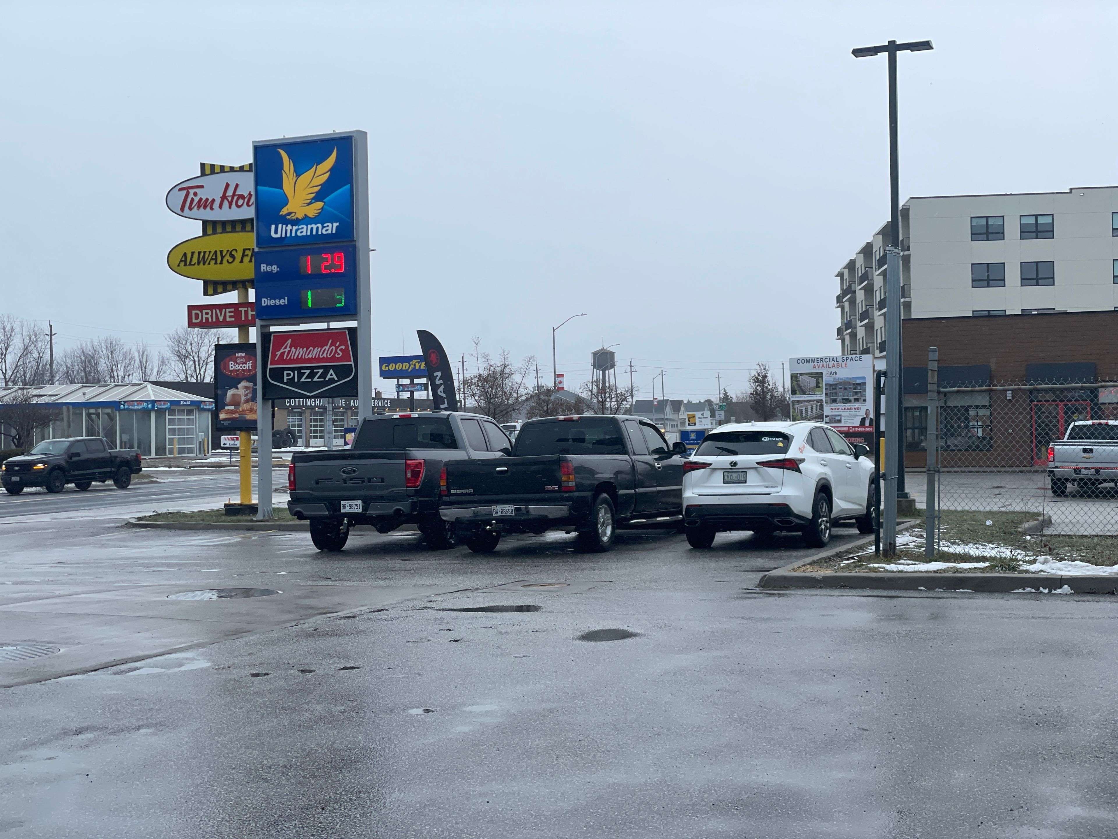 Chatham-kent, ON N0P 2L0,2 mill ST W