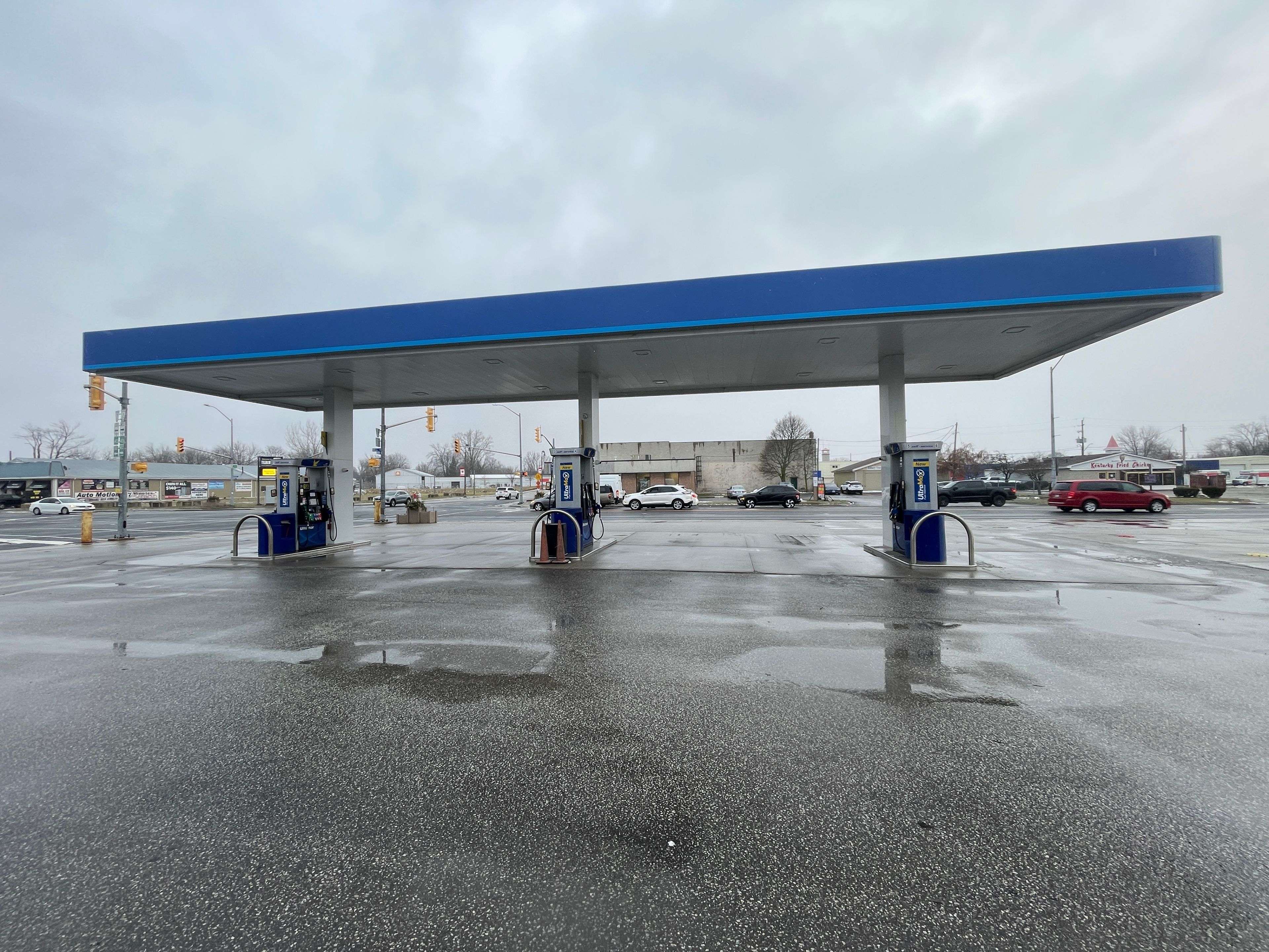 Chatham-kent, ON N0P 2L0,2 mill ST W