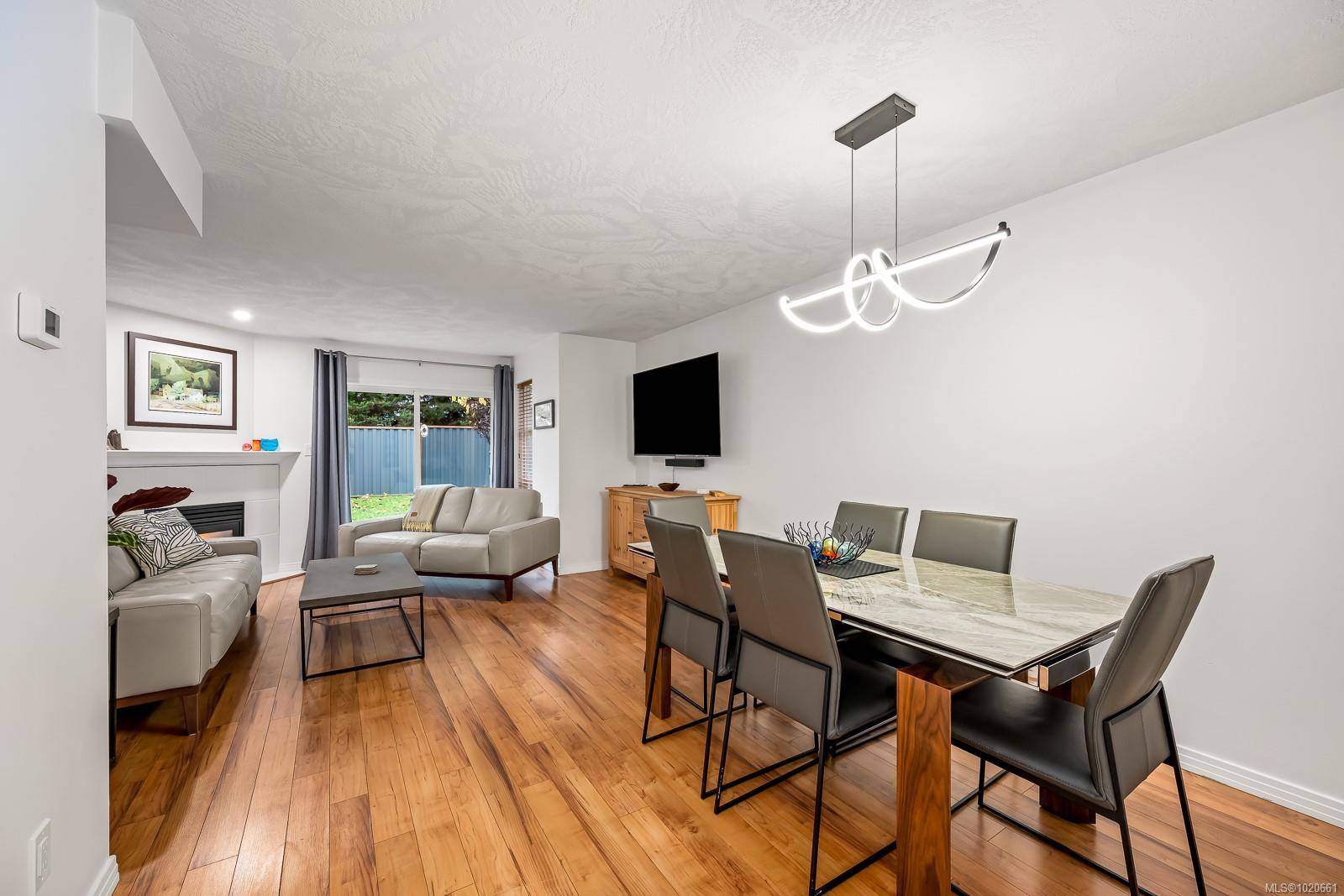 Comox, BC V9M 4E6,1275 Guthrie Rd #4