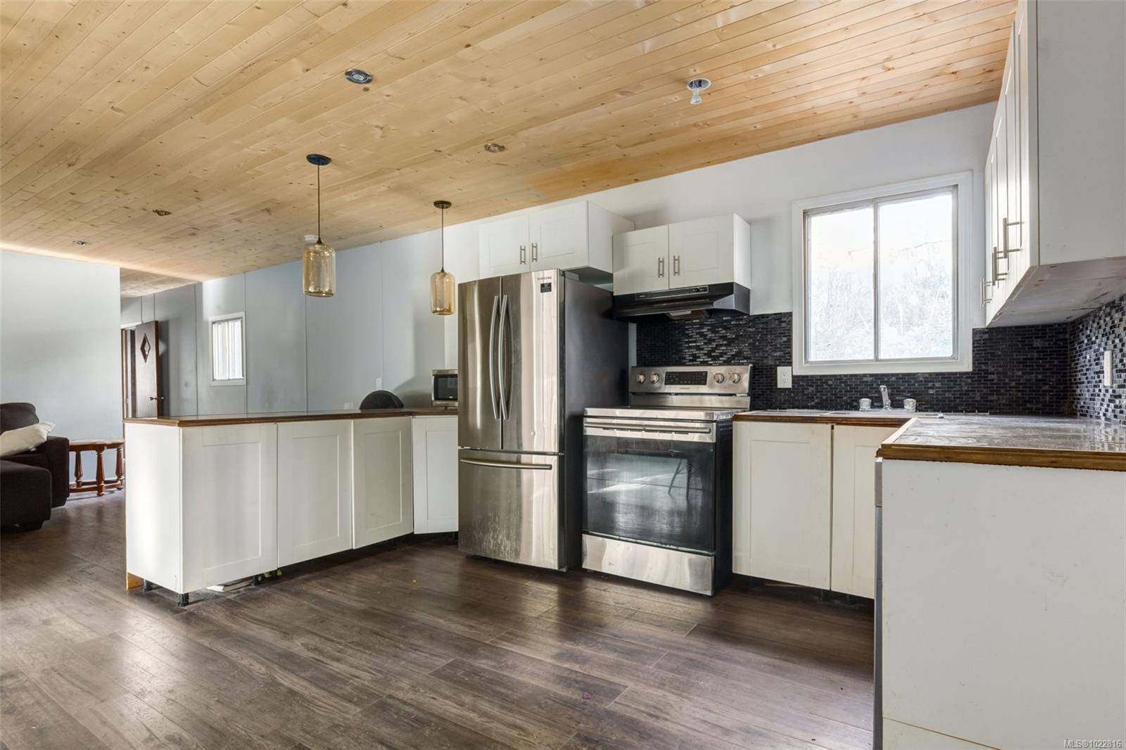 Gabriola Island, BC V0R 1X7,1900 Martin Rd