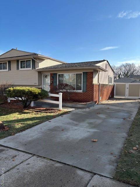 Commerce Twp, MI 48017,674 Langley BLVD