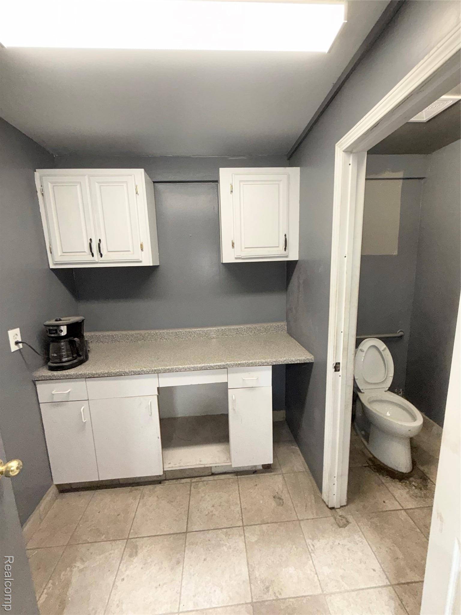 Shelby Twp, MI 48316,4445 22 Mile Rd, Unit B