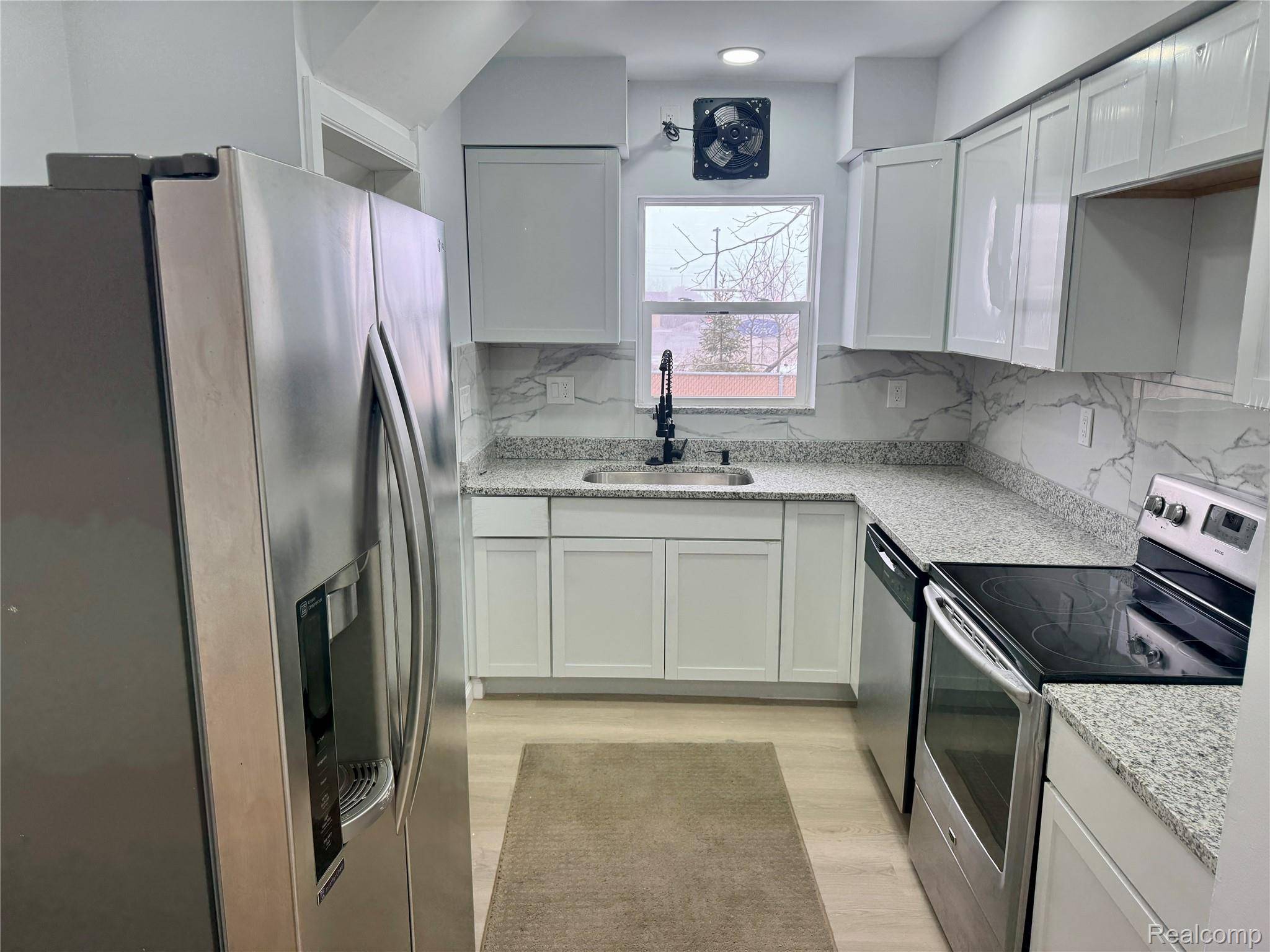 Rochester Hills, MI 48307,134 W Auburn RD