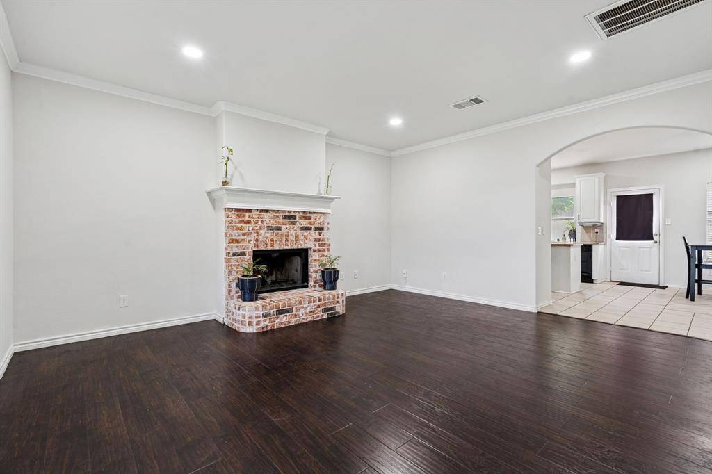 Grand Prairie, TX 75050,2026 Klondike Street