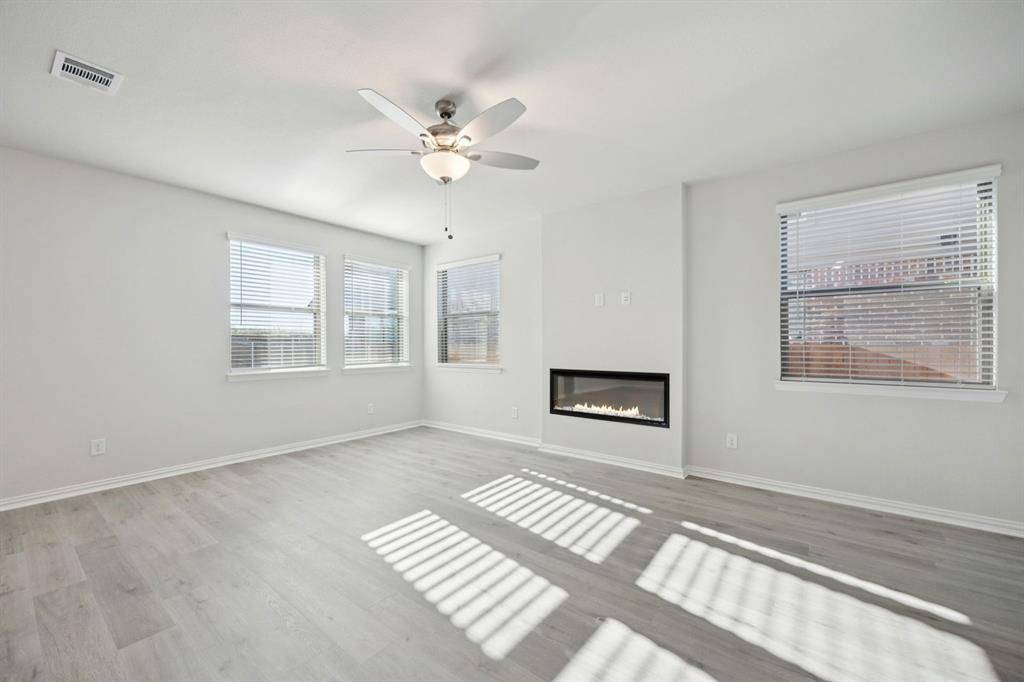 Crandall, TX 75114,4133 Beale Street