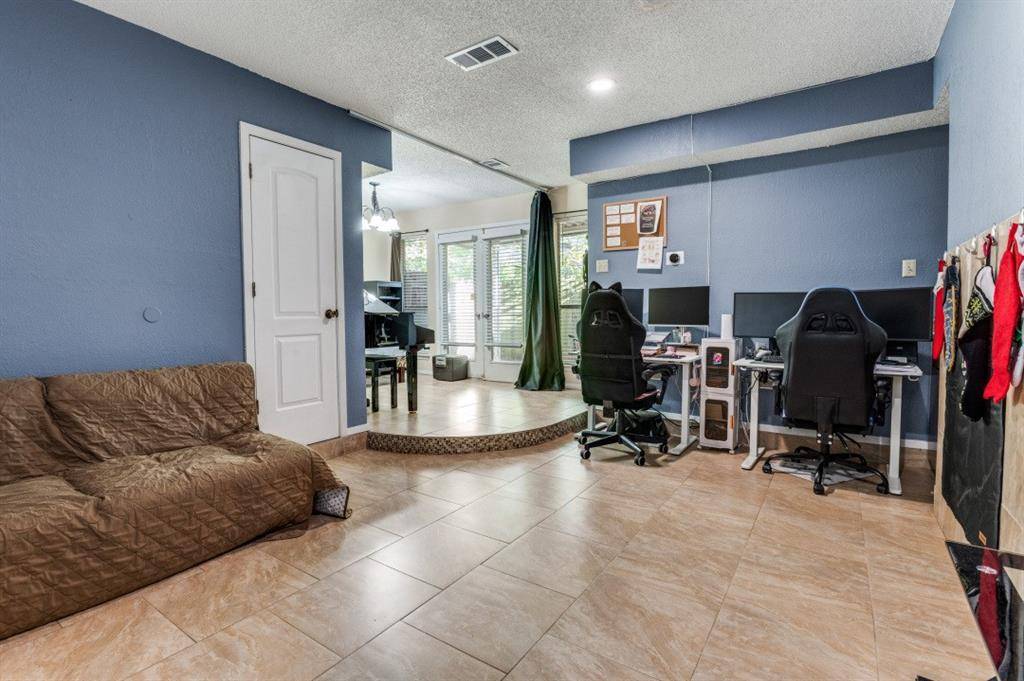 Arlington, TX 76012,2040 Fleur De Lis Court