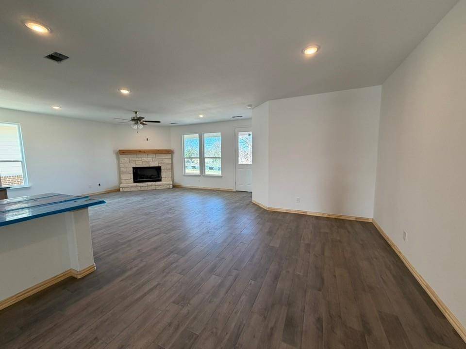 Springtown, TX 76082,1253 Sabine River Lane