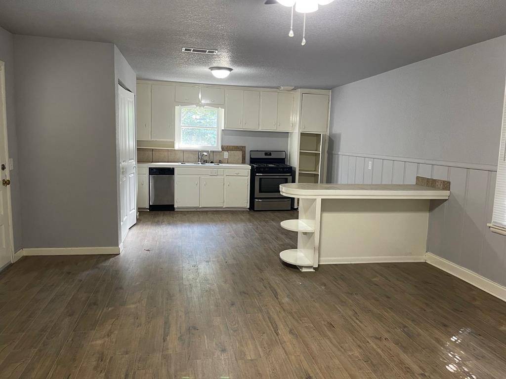 Fort Worth, TX 76114,5513 Santa Barbara Avenue