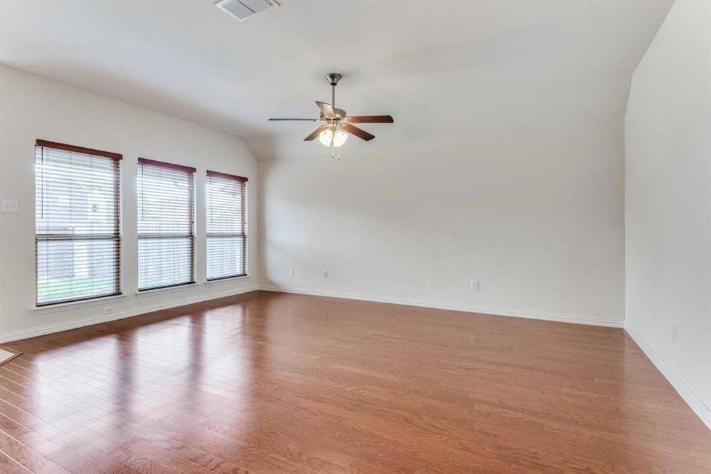 Little Elm, TX 75068,1013 Bird Creek Drive