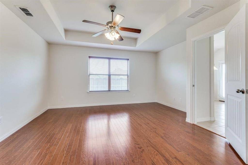 Little Elm, TX 75068,1013 Bird Creek Drive