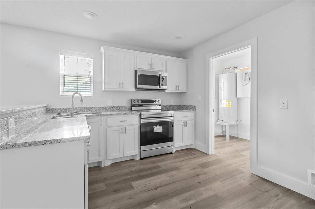 Bonham, TX 75418,408 W 6th Street #2