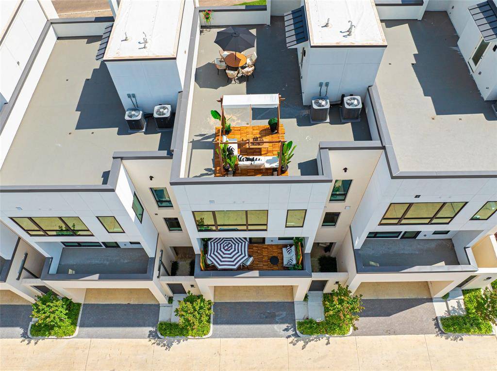 Dallas, TX 75208,610 N Oak Cliff Boulevard #204