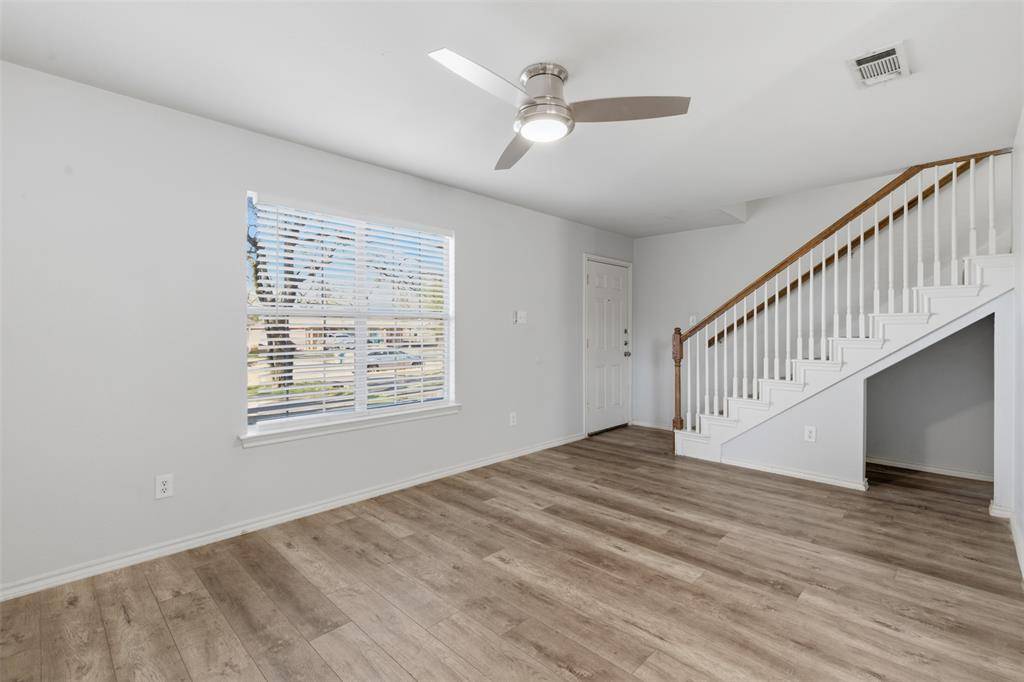 Sherman, TX 75090,917 N Brents Avenue