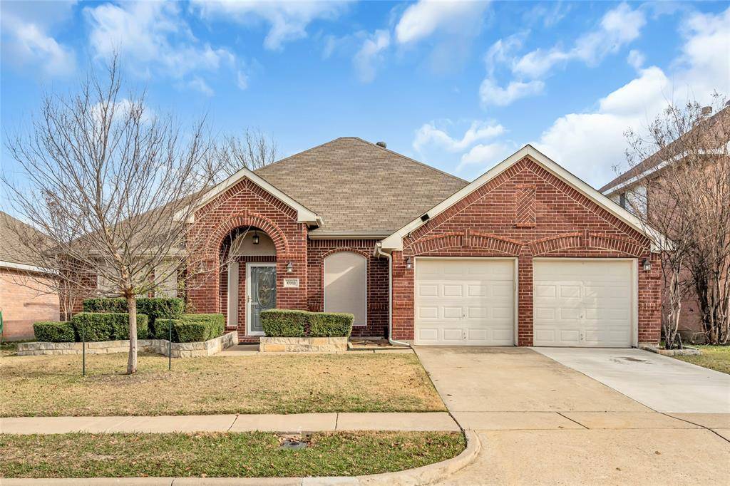 Arlington, TX 76002,6911 Thunderbird Drive