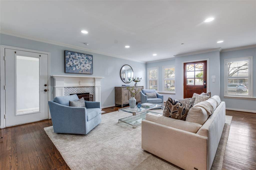 Dallas, TX 75209,5713 W Amherst Avenue