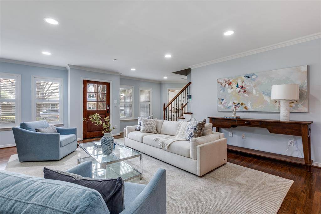 Dallas, TX 75209,5713 W Amherst Avenue