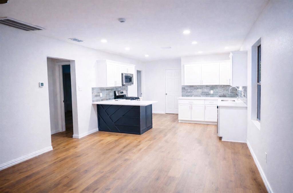 Fort Worth, TX 76104,1220 E Bessie St