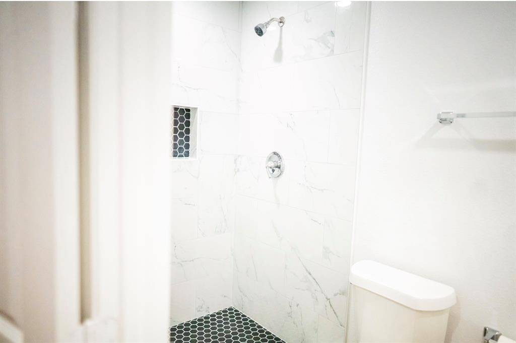 Fort Worth, TX 76104,1220 E Bessie St