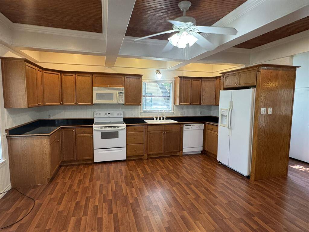 Stephenville, TX 76401,1272 W McNeil Street