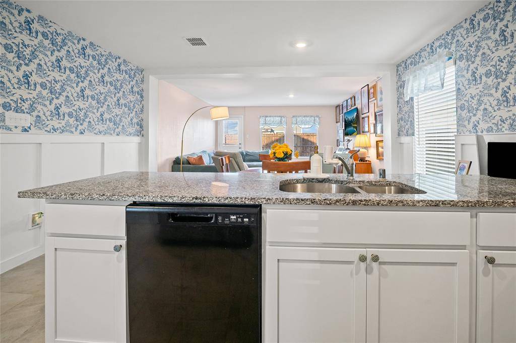 Princeton, TX 75407,228 Boxberry Way