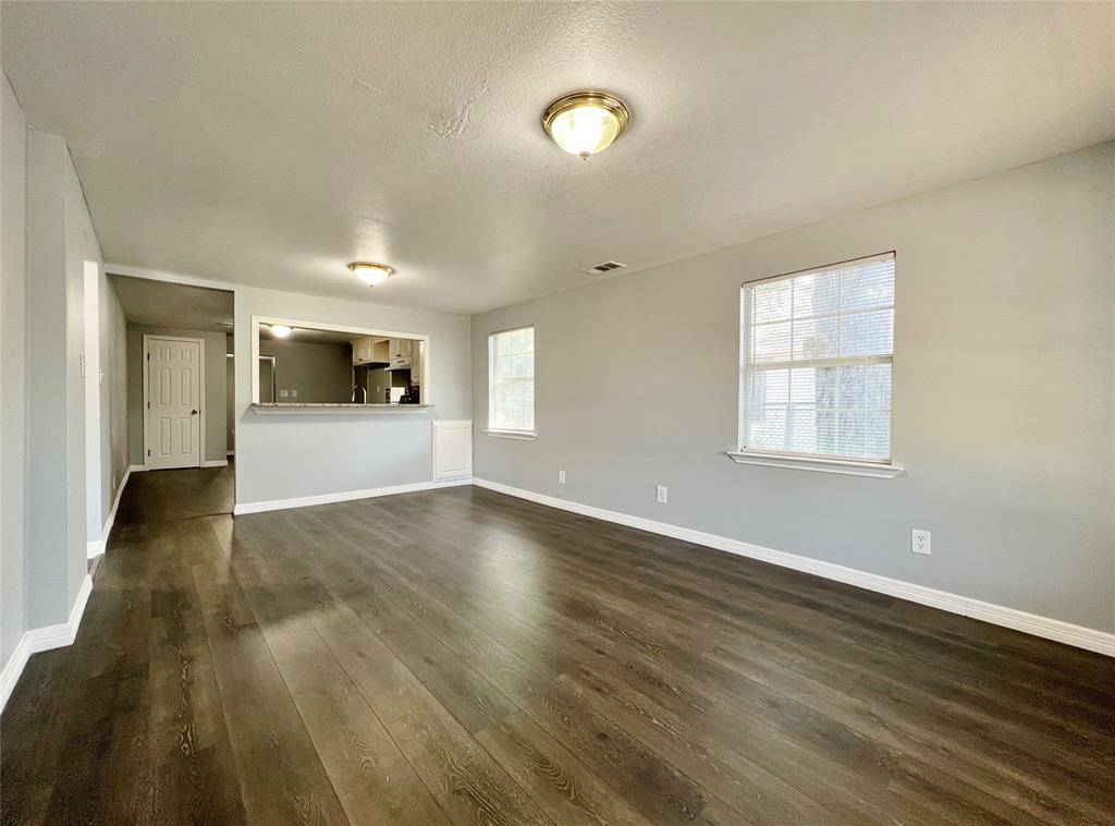 Fort Worth, TX 76111,2625 E 12th Street