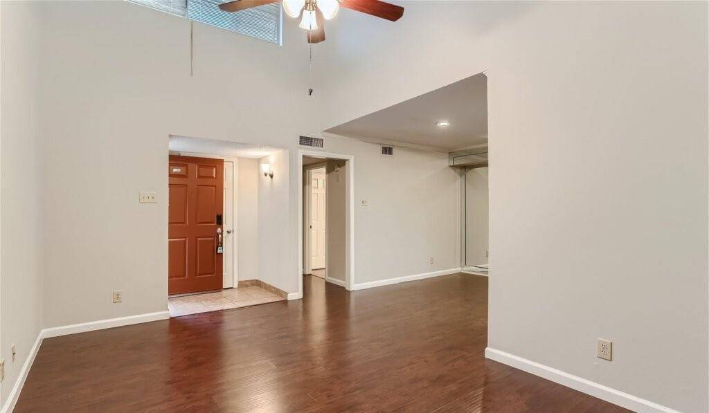 Addison, TX 75001,16301 Ledgemont #269