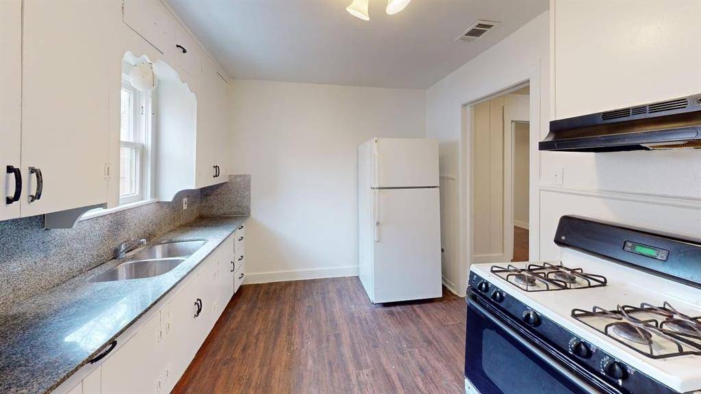 Dallas, TX 75235,2246 Anson Road