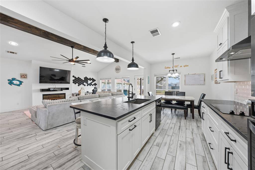 Mabank, TX 75156,105 San Felipe Drive