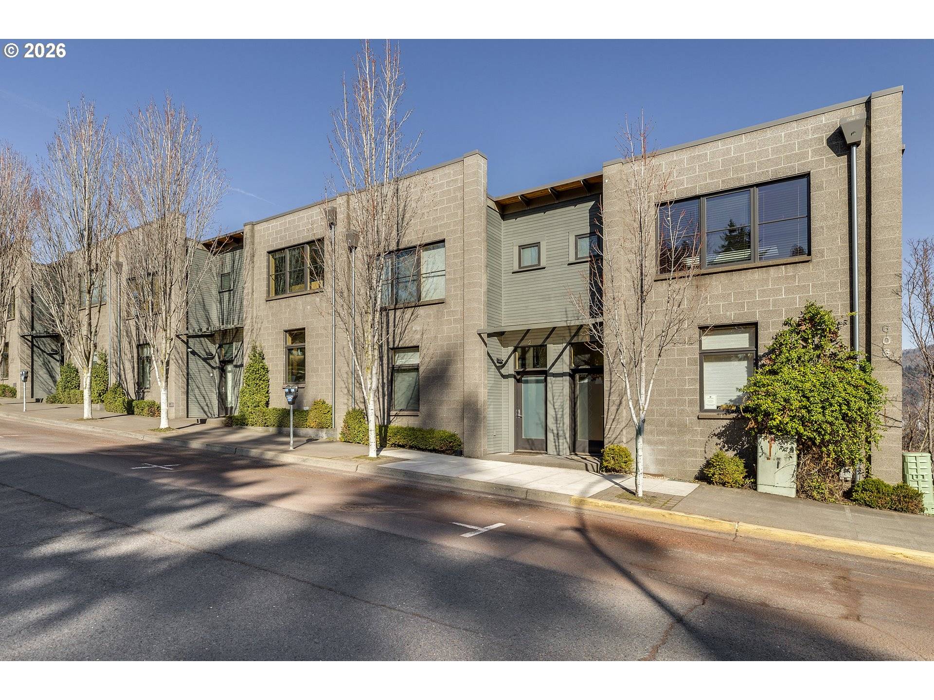 Hood River, OR 97031,606 CASCADE AVE #1