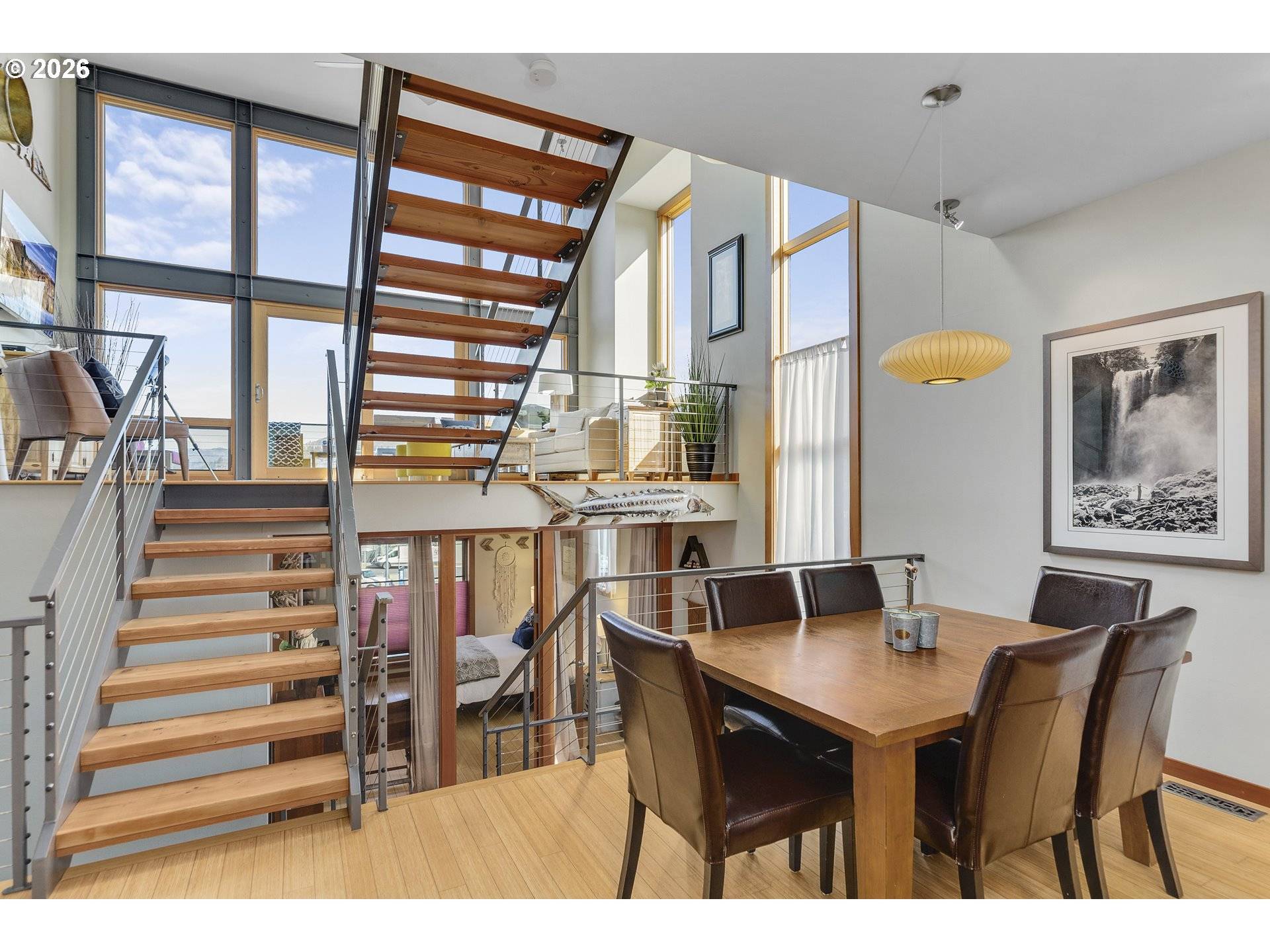 Hood River, OR 97031,606 CASCADE AVE #1